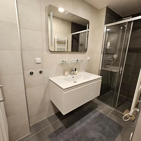 Luxusni Apartman 3Kk U Namesti - Klicperova Hradec Kralove Exterior photo