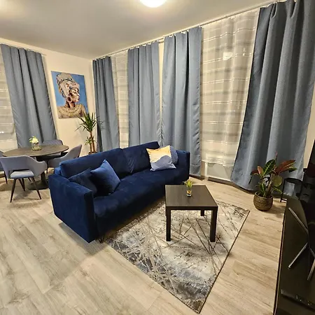 Luxusni Apartman 3Kk U Namesti - Klicperova Hradec Kralove Exterior photo