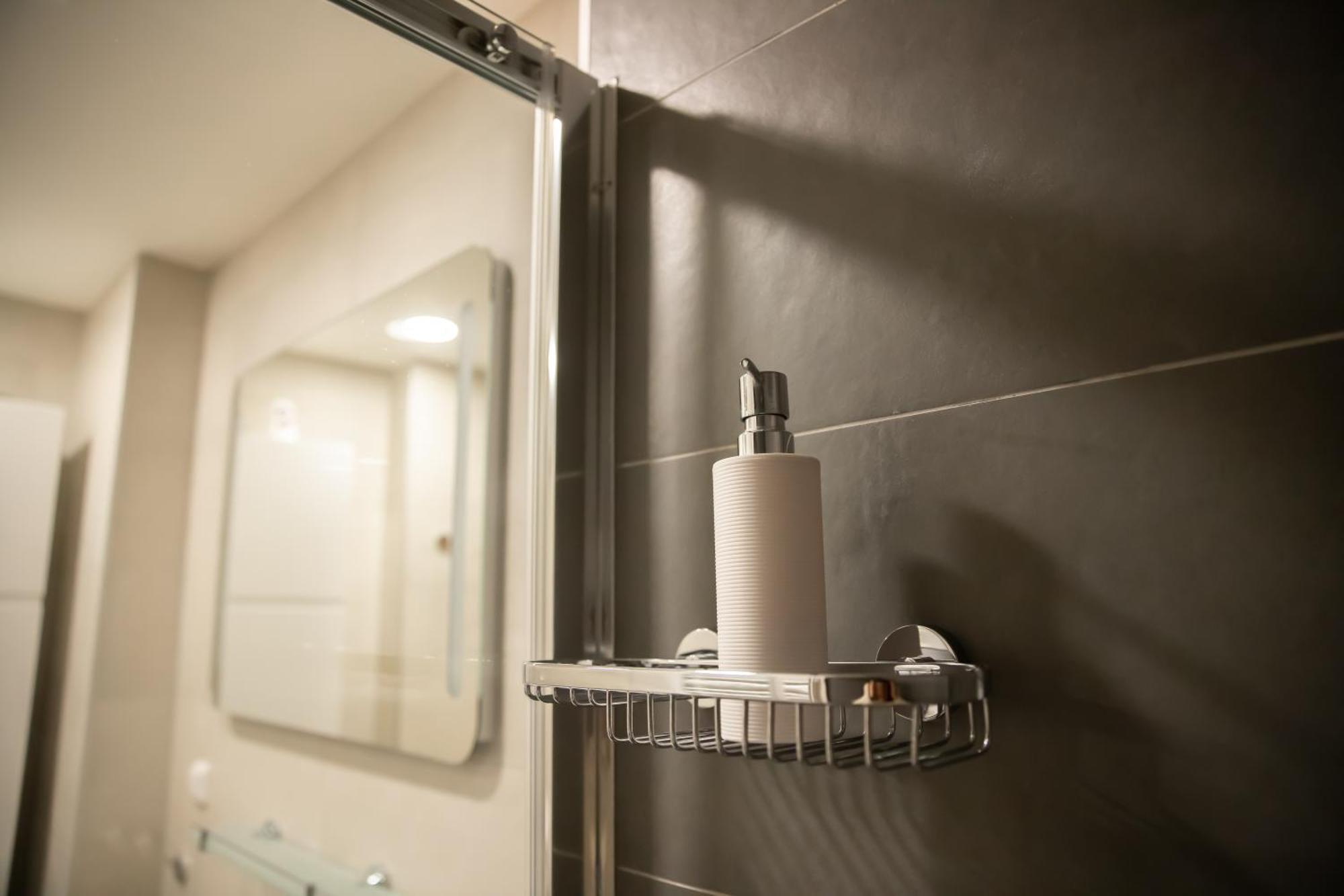 Luxusni 3kk U Namesti - Klicperova Appartement